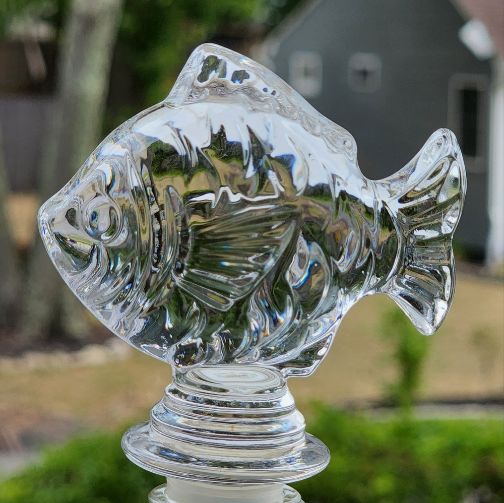 Mikasa Crystal Fish Wine Bottle Stopper‎ 5.5in x 2.75in